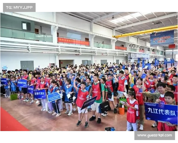 景德镇赛区启用智能体温贴 实时监测蝶泳选手热身期体温异常